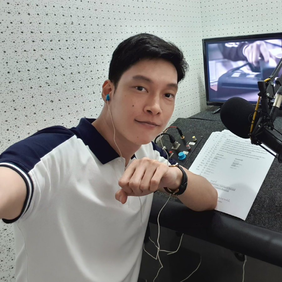 คุณไชยยงค์ นักพากย์